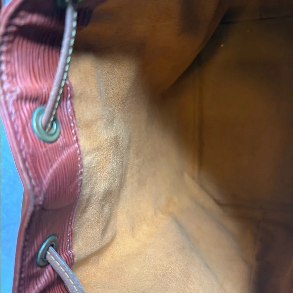 Louis Vuitton Noé – Vintage Epi Leather in Cognac & Light Brown